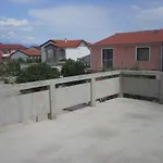 Apartment Zlatoperka